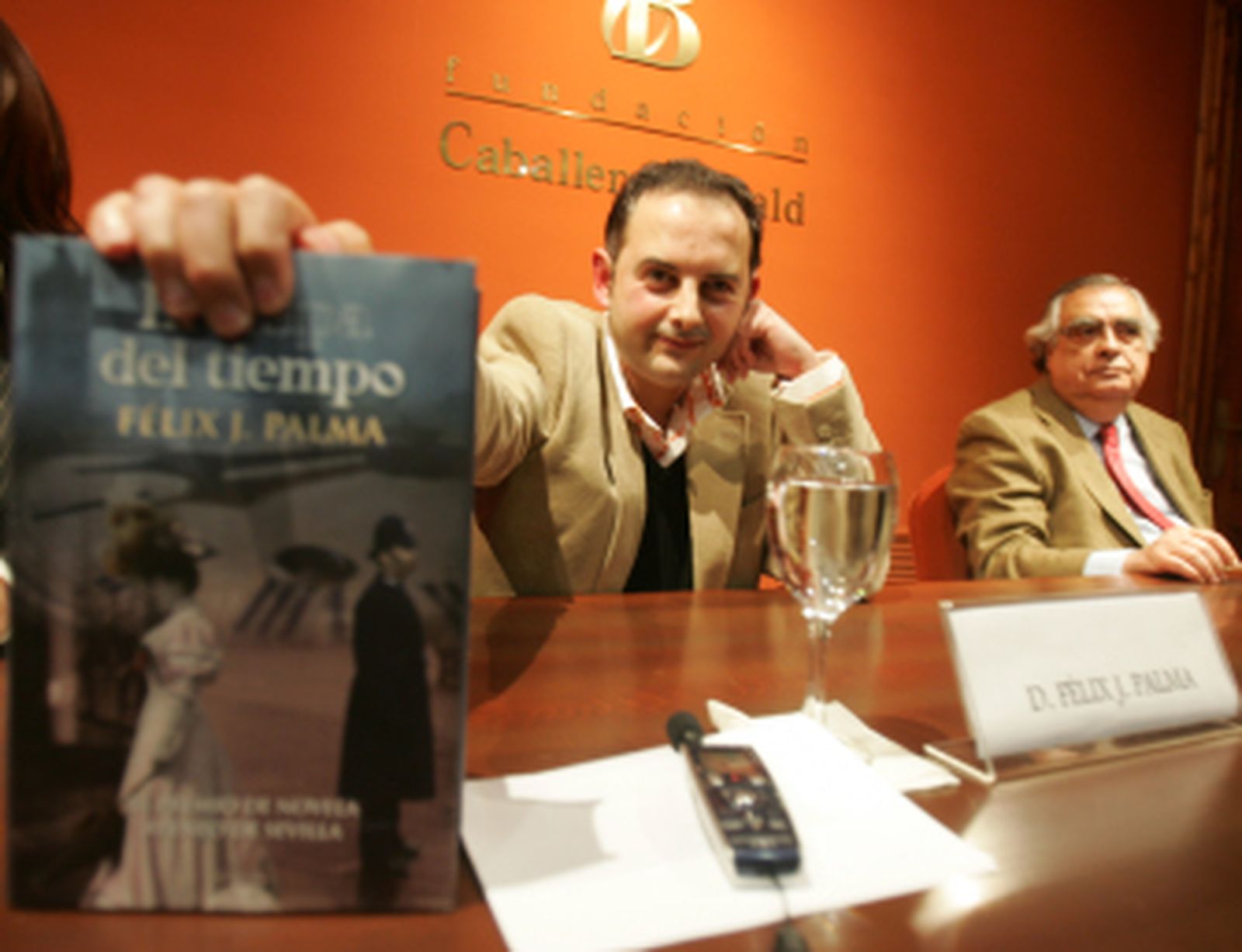 "Hoy la tendencia es hacer una novela por acumulación de cosas"