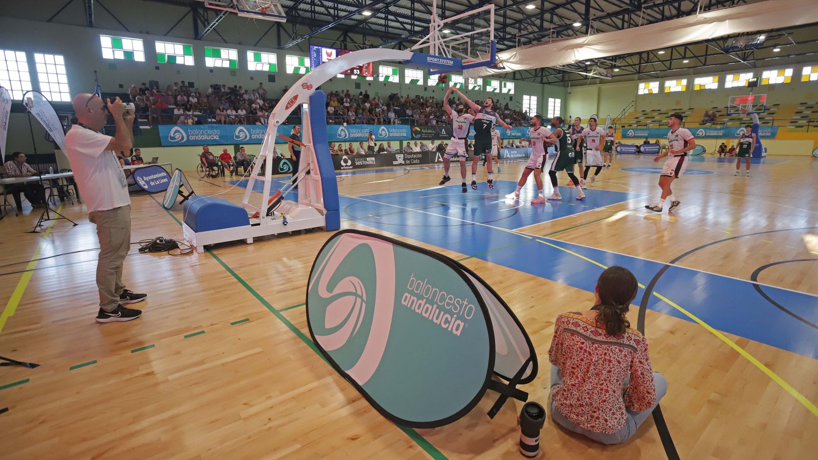 Las mejores fotos del Unicaja - CB Granada en La Línea