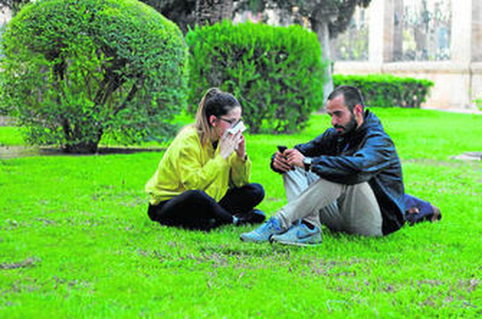 La floración y las temperaturas, más elevadas en los últimos días, disparan las alergias.