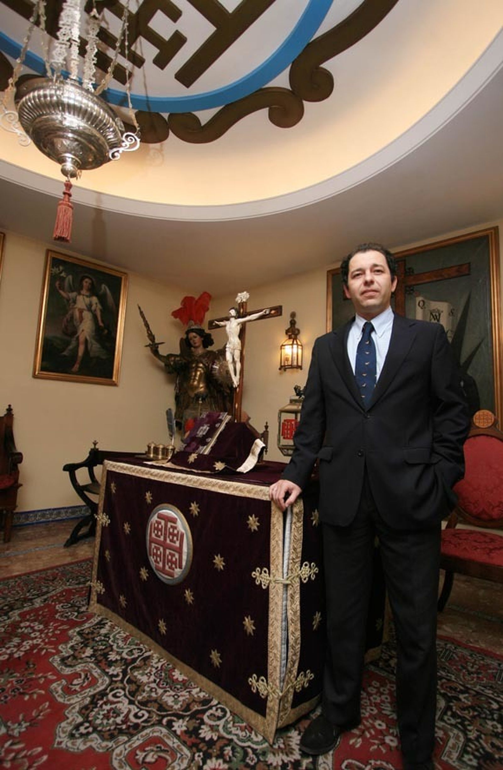 Eduardo Castillo Ybarra: Nuevos modos de manejar los dineros