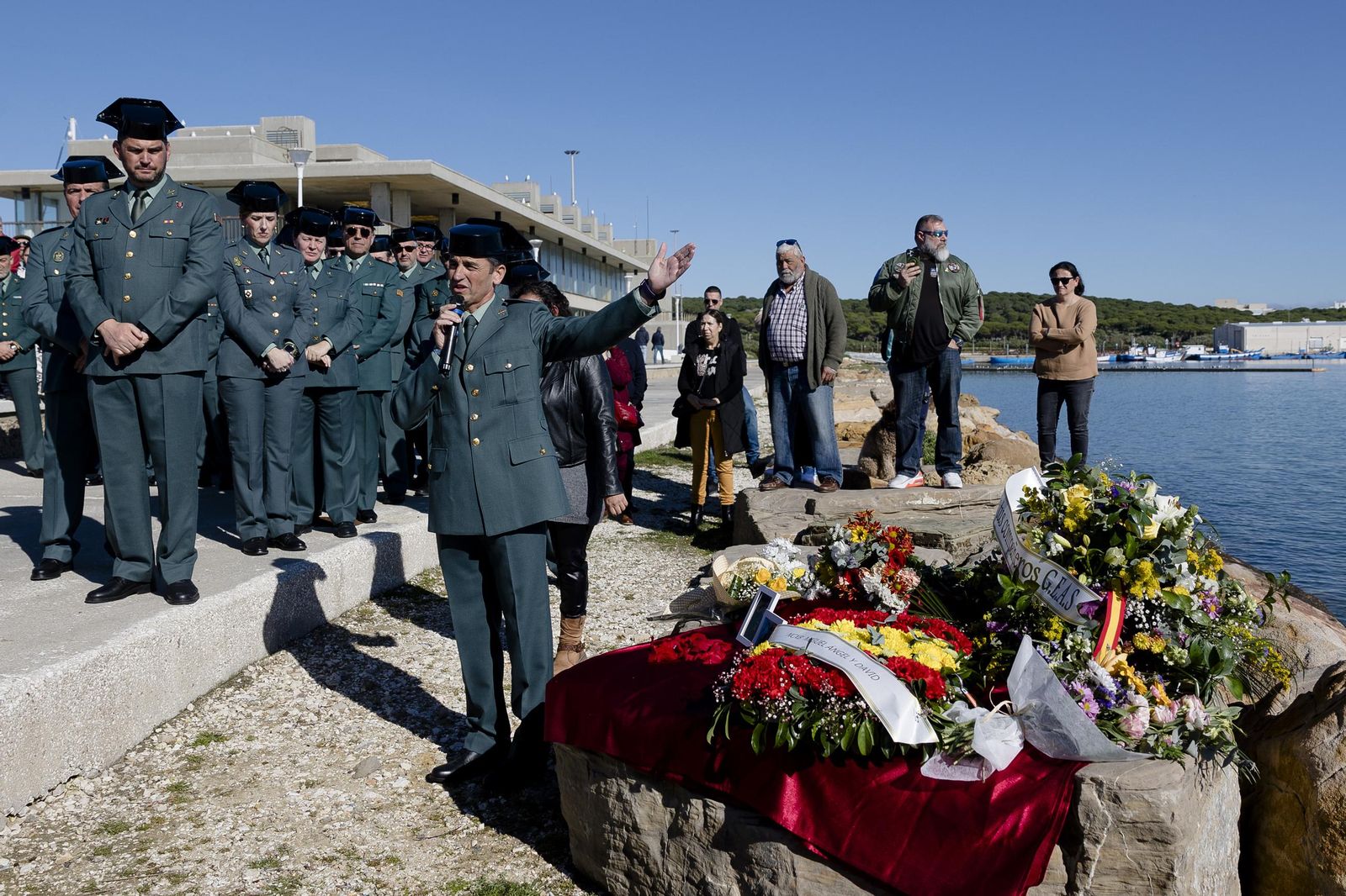 Todas las imágenes del homenaje homenaje a los dos guardias civiles que murieron arrollados por una narcolancha