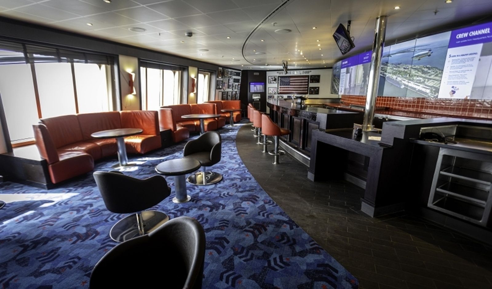 El Heroes Tribute Bar & Lounge.