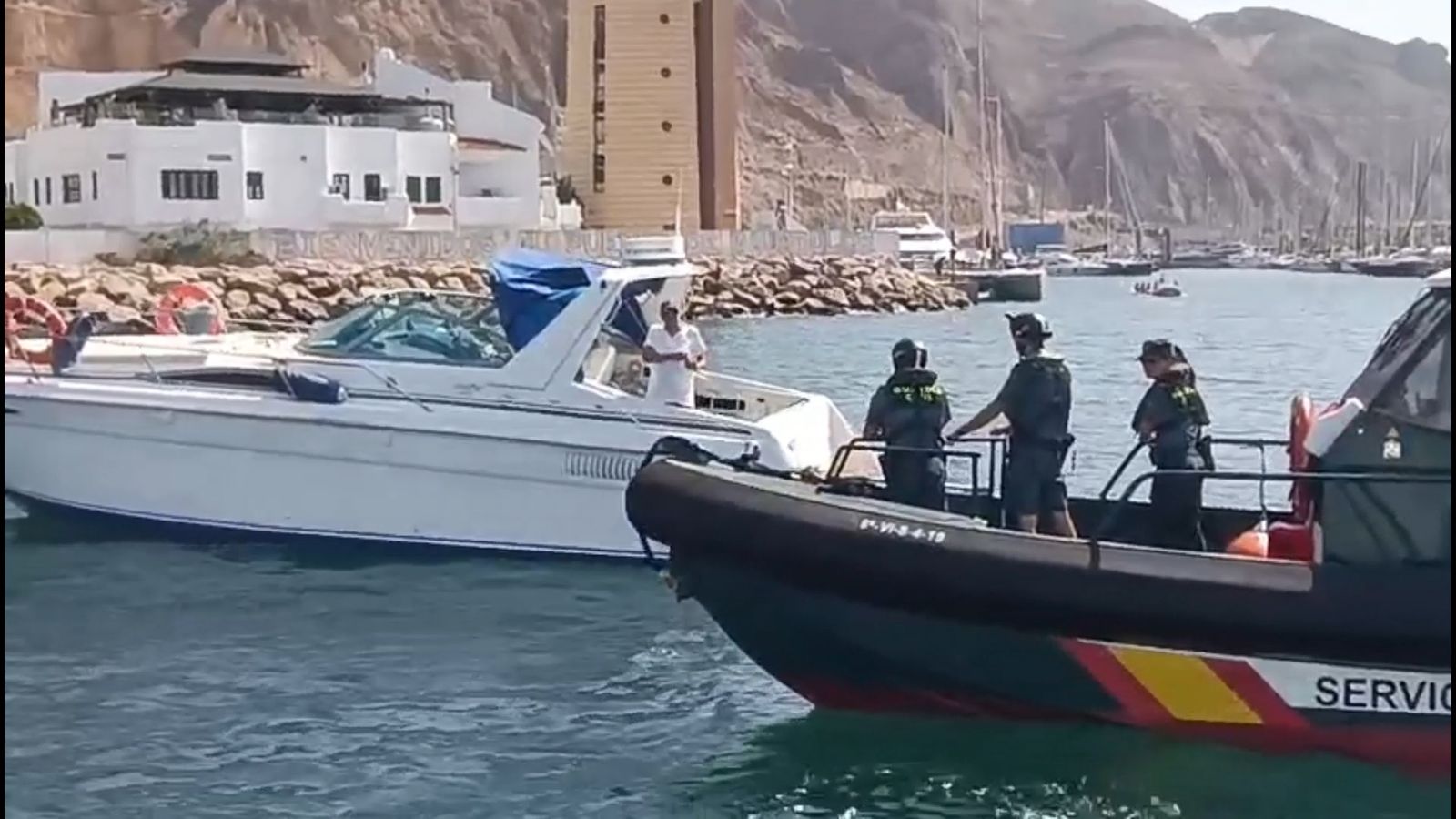 Patrullaje con el Servicio Marítimo de la Guardia Civil, en imágenes