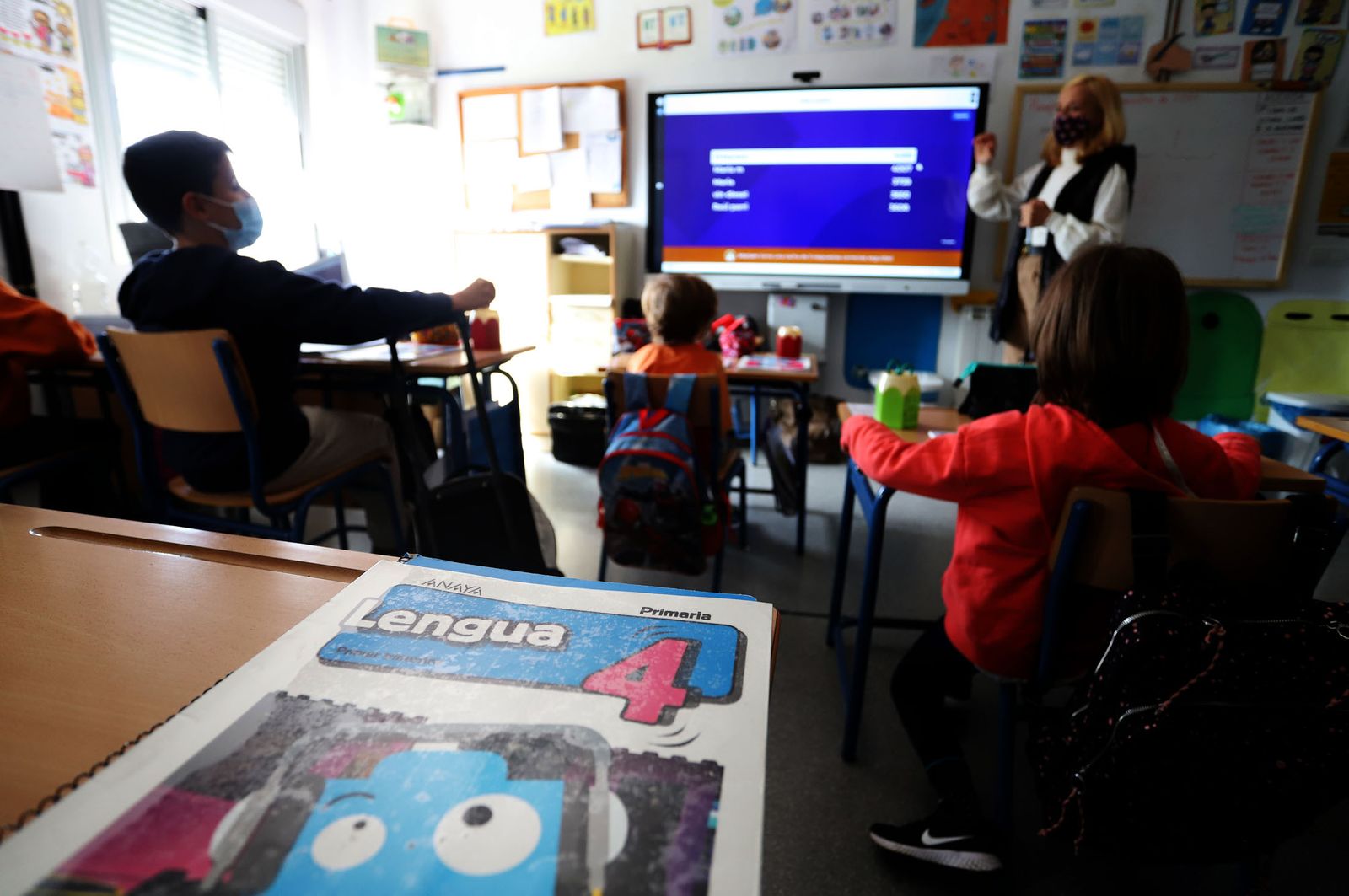 Niños en un colegio de la provincia onubense.