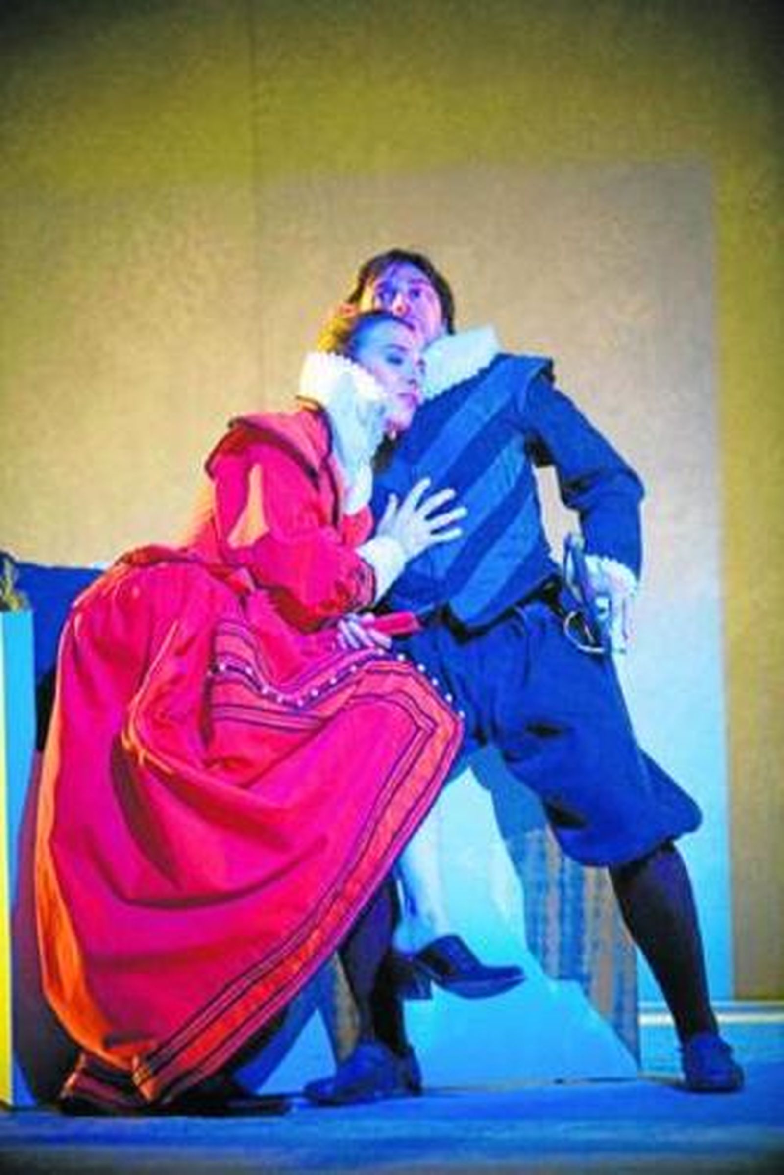 El humor absurdo de Síndrome Clown hace frente al calor de julio