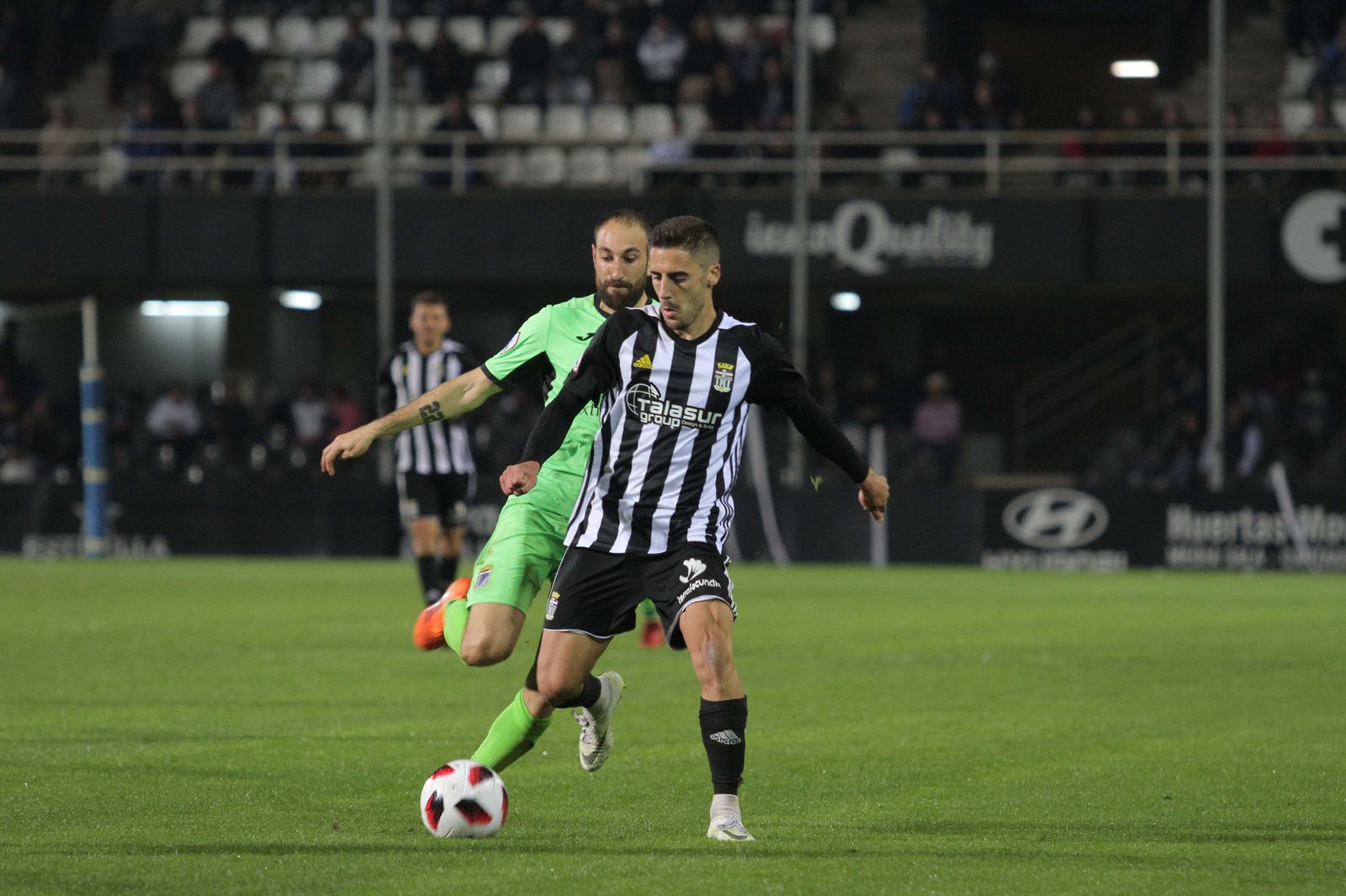 Moyita, que una vez superados sus problemas físicos, jugará en La Línea