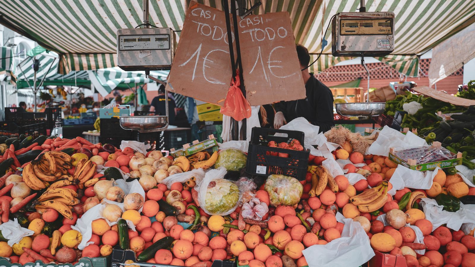 El mercado de abastos de Algeciras en imágenes