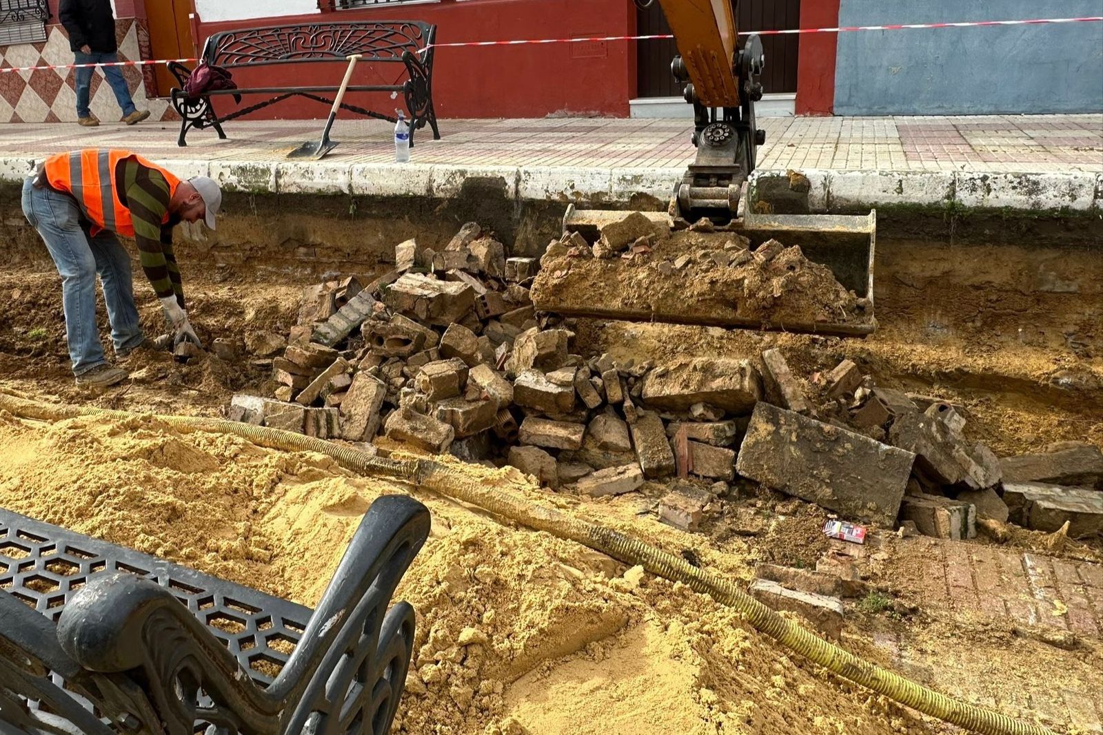 Trabajos de mantenimiento en Almonte.