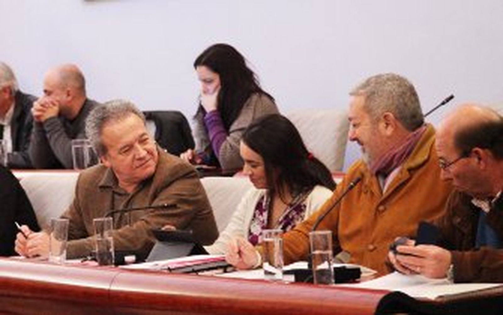 El pleno inicia hoy el proceso para que Pacheco y López dejen de ser concejales