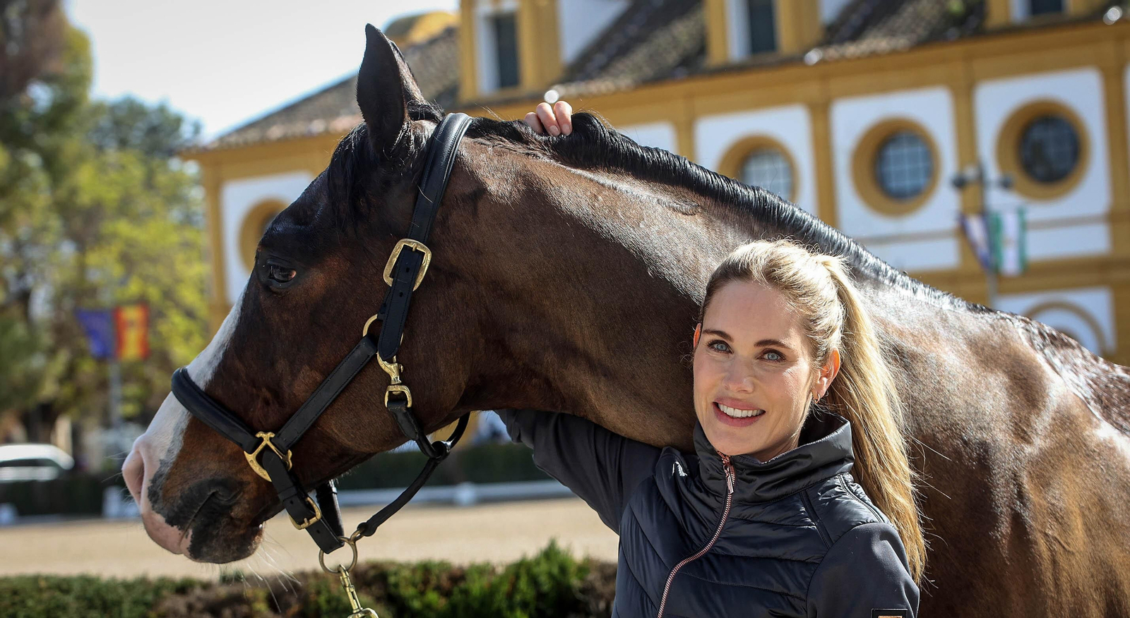 La modelo Helen Svedin y Luís Figo en el Concurso Internacional Doma Clásica en Jerez
