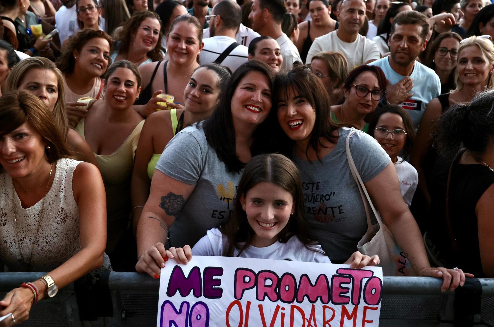 Búscate en las fotos del concierto de Antoñito Molina en Sevilla