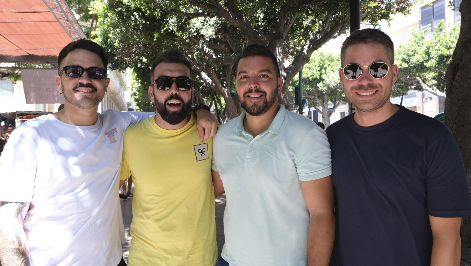 Las imágenes del lunes de la Feria del Mediodía en Almería