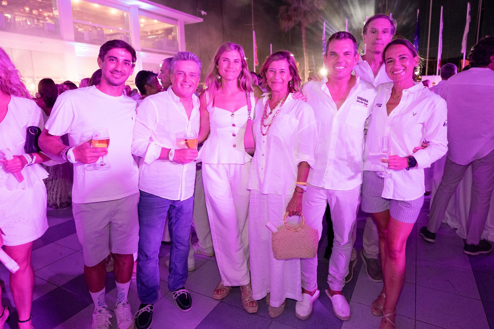 Búscate en el Cóctel de Blanco de la Copa del Rey Mapfre de vela