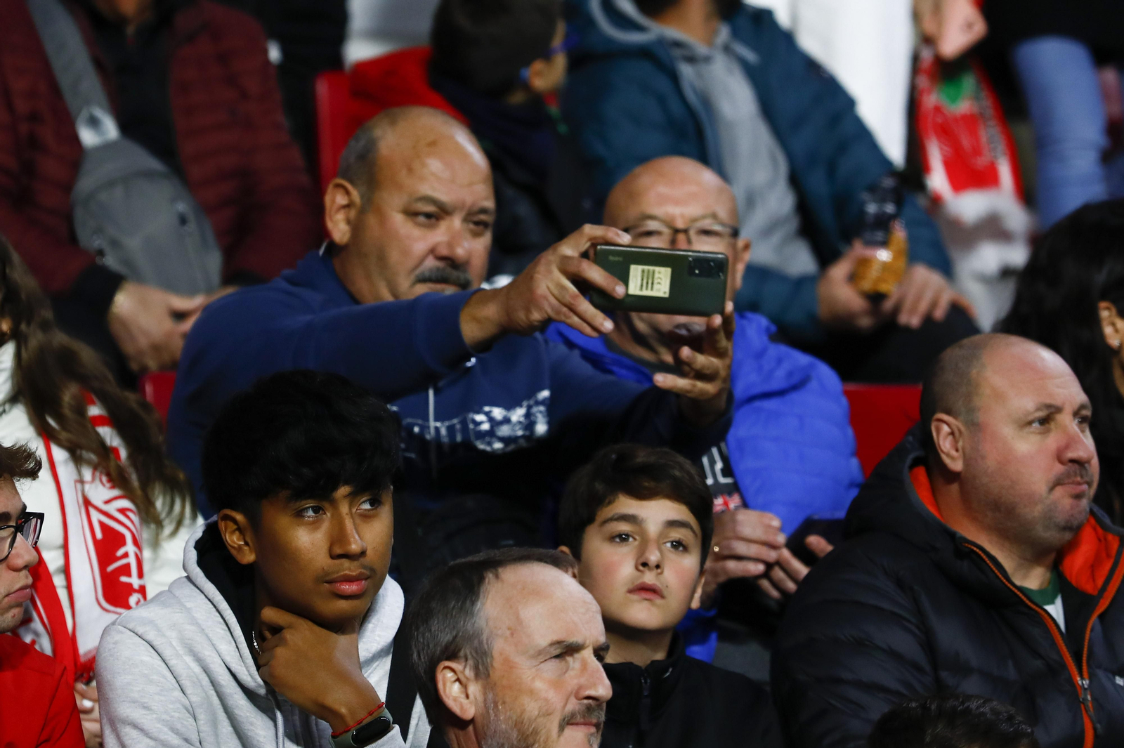 Encuéntrate en el partido Granada CF-Villarreal