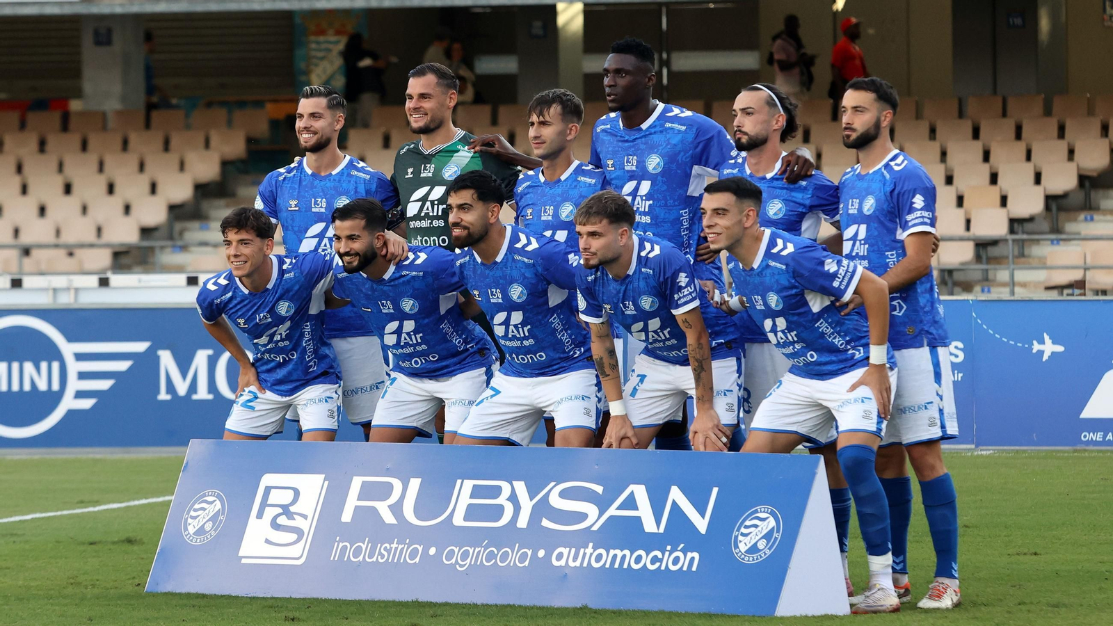 Imágenes del Xerez DFC contra el Atlético Antoniano en Chapín