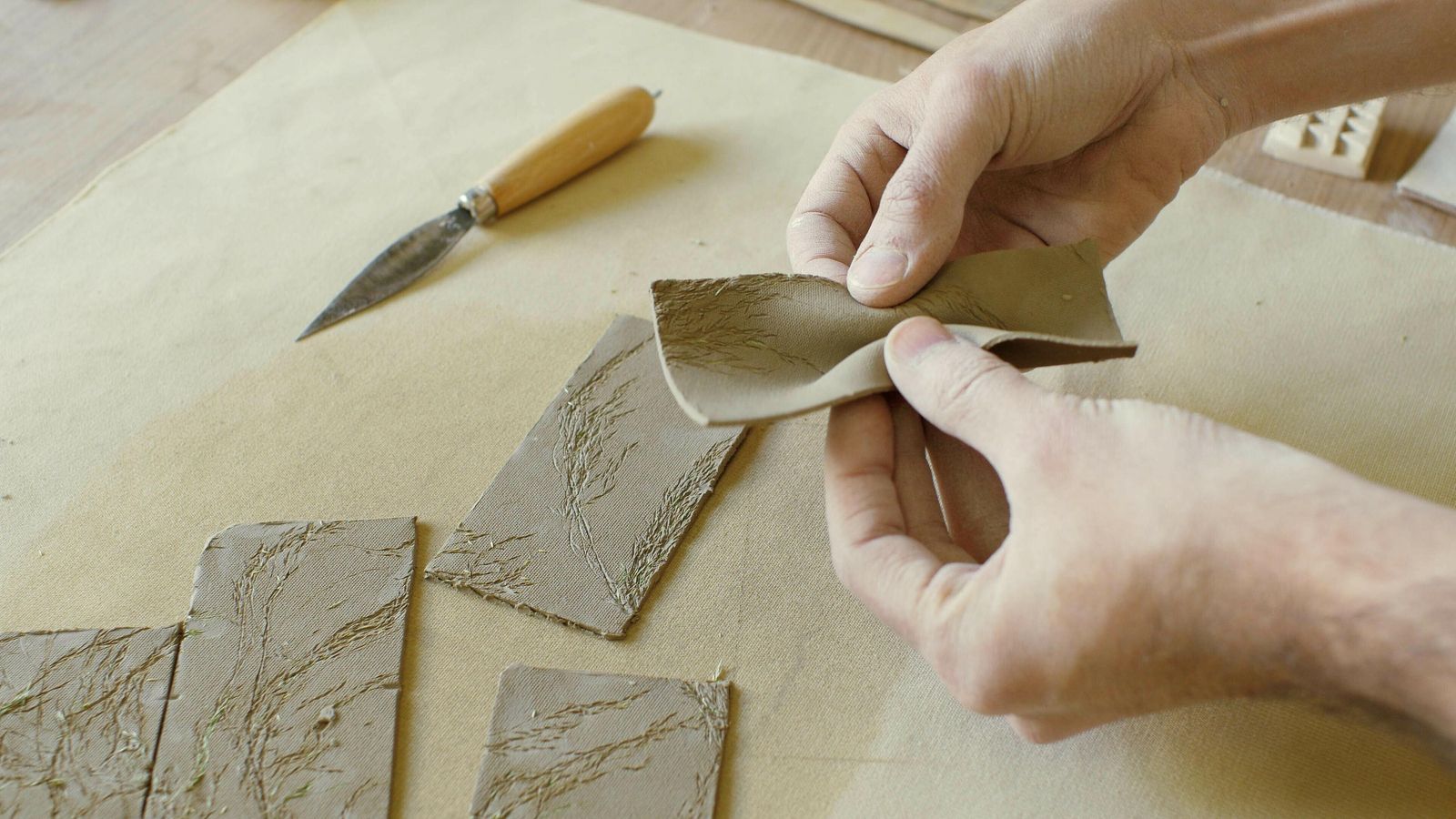 Fabricación de una pajarita.