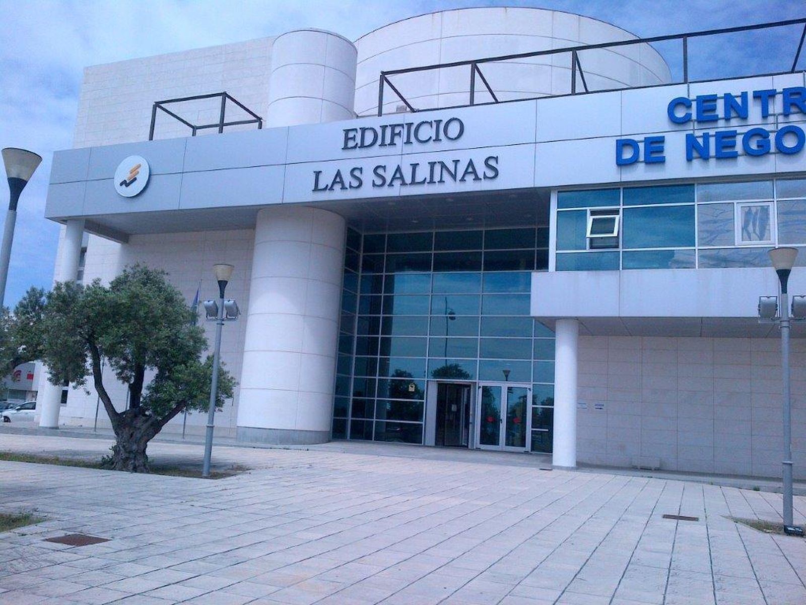 El Centro de Negocios Las Salinas.