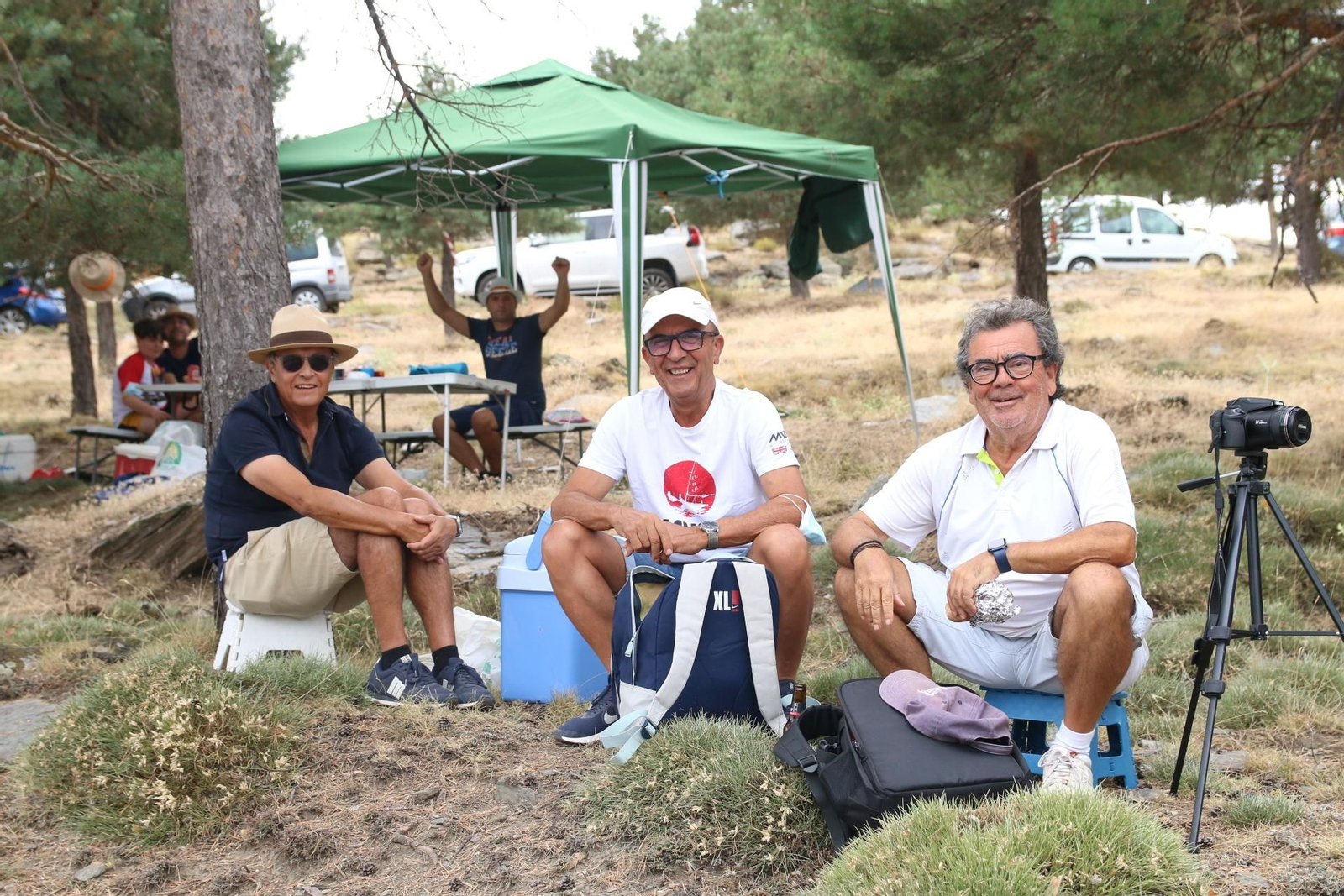 Fotogalería del ambiente en la subida al Alto de Velefique de La Vuelta.