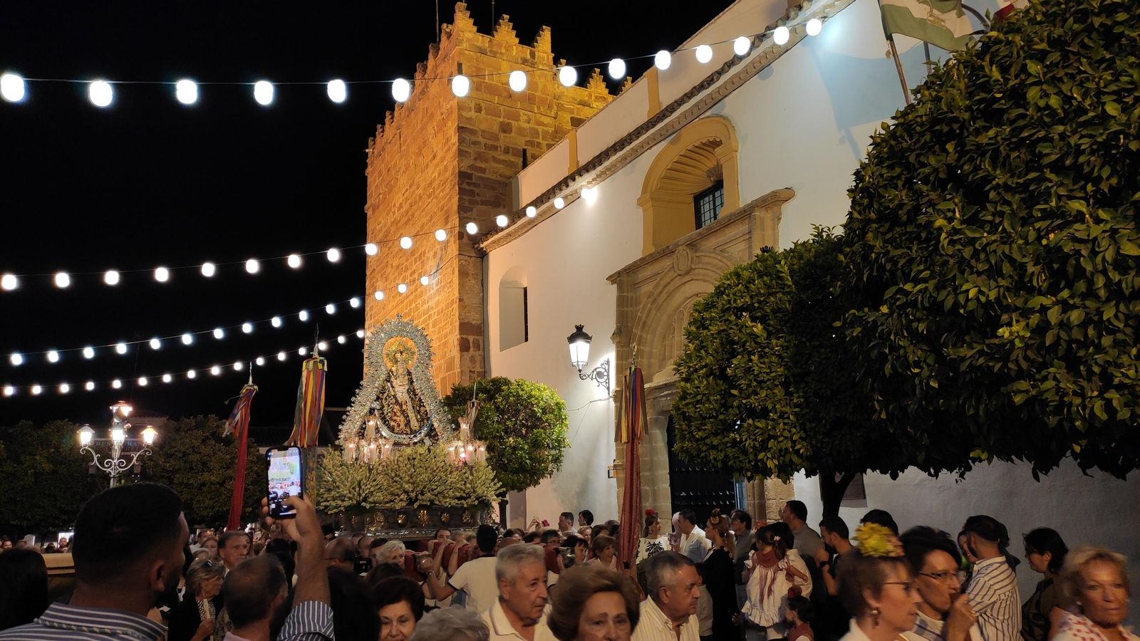 La procesión de la Virgen de la Estrella en Villa del Río, en imágenes