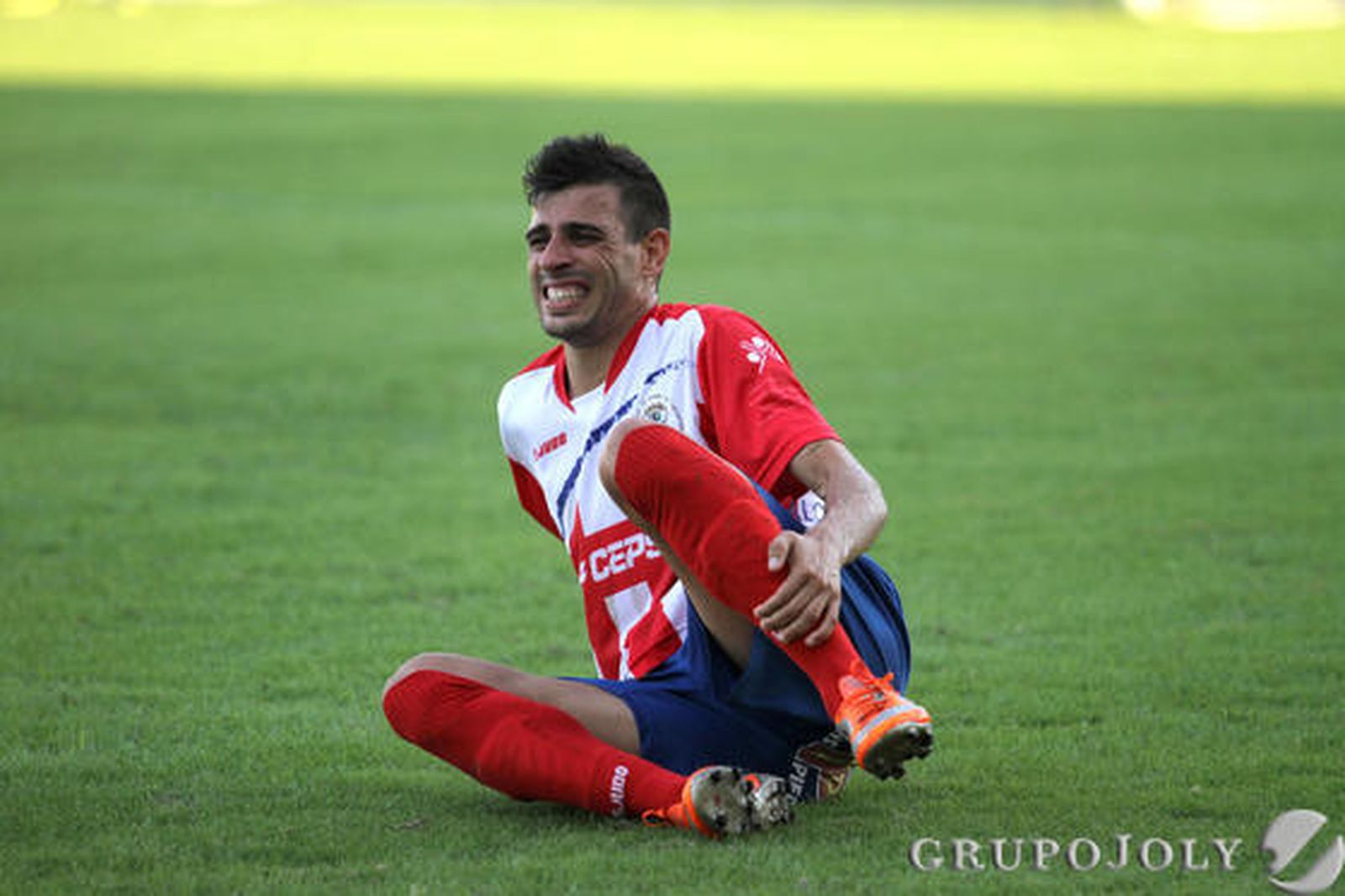 El Algeciras no pasa del empate en casa (0-0) ante un correoso Lucena.

Foto: Andres Carrasco