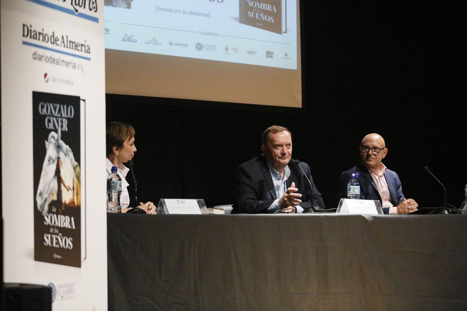 Imágenes del libro "La sombra de los sueños" de Gonzalo Giner