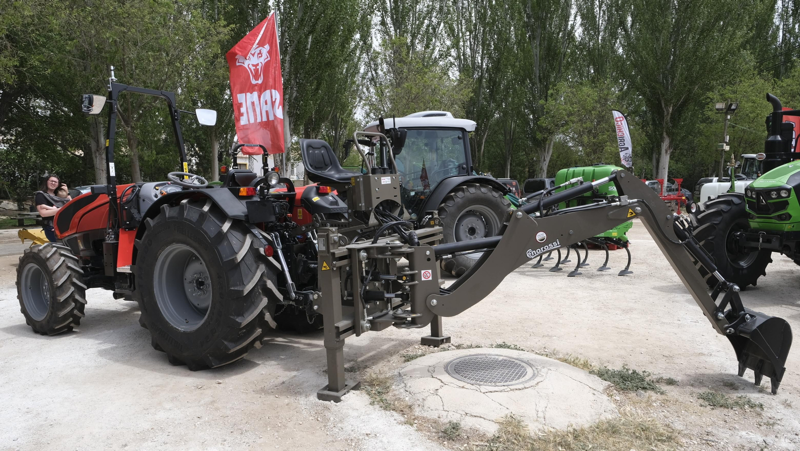 Imágenes de la Terracultura Chirivel 2023, feria de agricultura y maquinaria