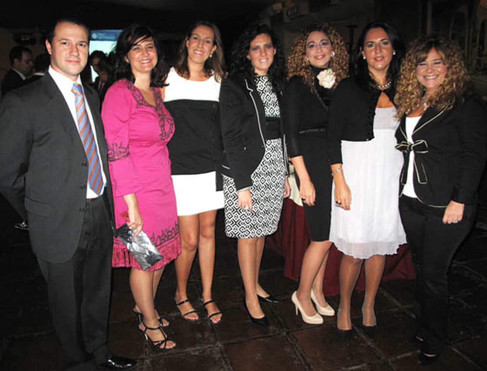 Ángel Cortés, Mar Elena, María del Carmen Bravo, Tina Pérez, Macarena Rodríguez, Cristina Vicario e Inmaculada Díaz, del equipo técnico del Coitaoc

Foto: Victoria Ramírez