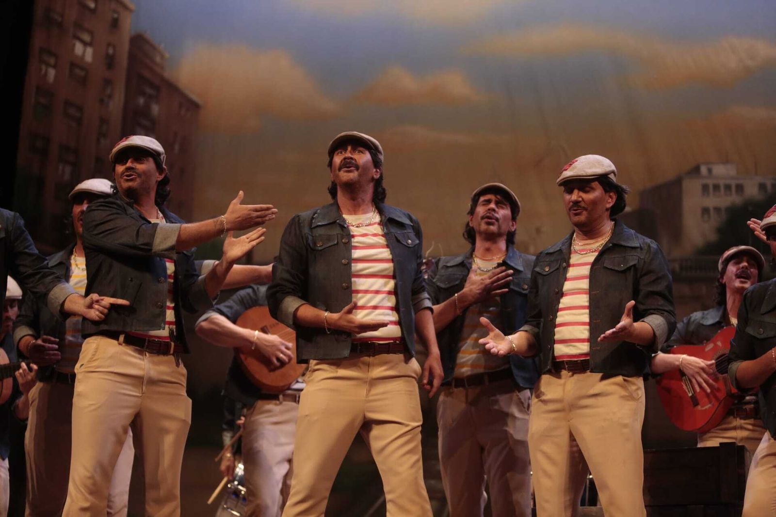 Comparsa "Los quinquis"