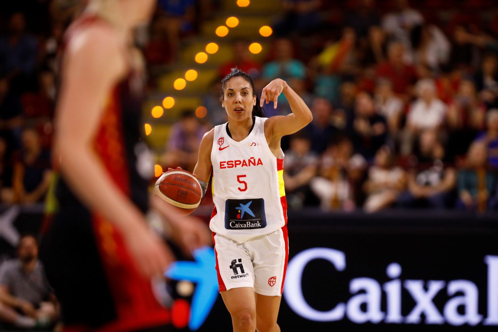 Las mejores fotos de la victoria de la selección española femenina de baloncesto ante Bélgica, en Córdoba