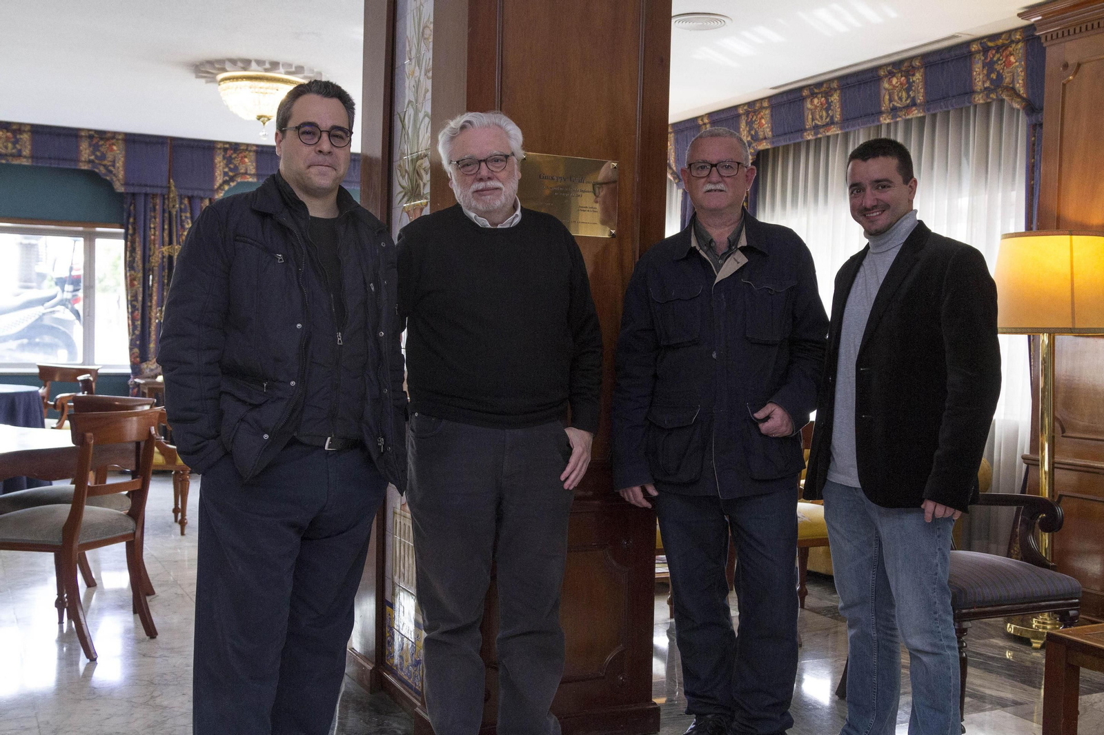 Ignacio Delgado, Juan Ruesga, Andrés Moreno Mengíbar y Alberto Alpresa en el Hotel Inglaterra, donde se alojó Verdi.