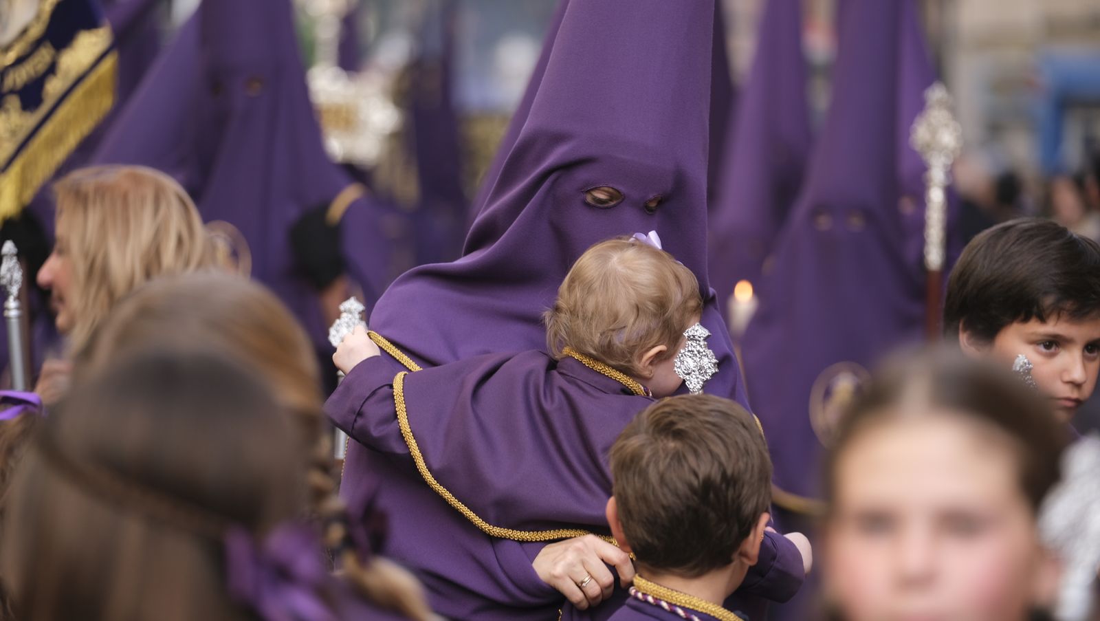 La procesión de Pasión en Almería, en imágenes
