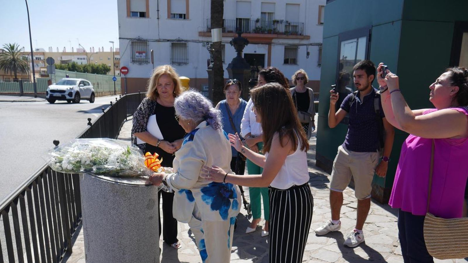 Momento de la ofrenda floral.