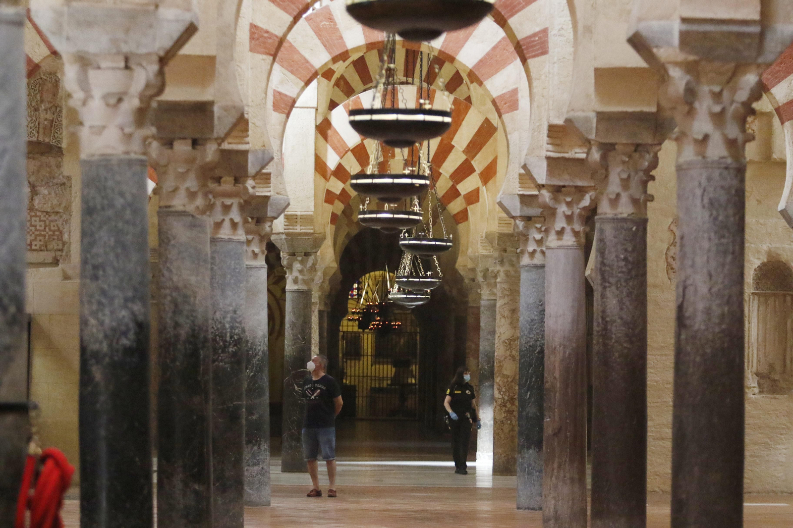 Las fotografías de la reapertura al turismo de la Mezquita-Catedral