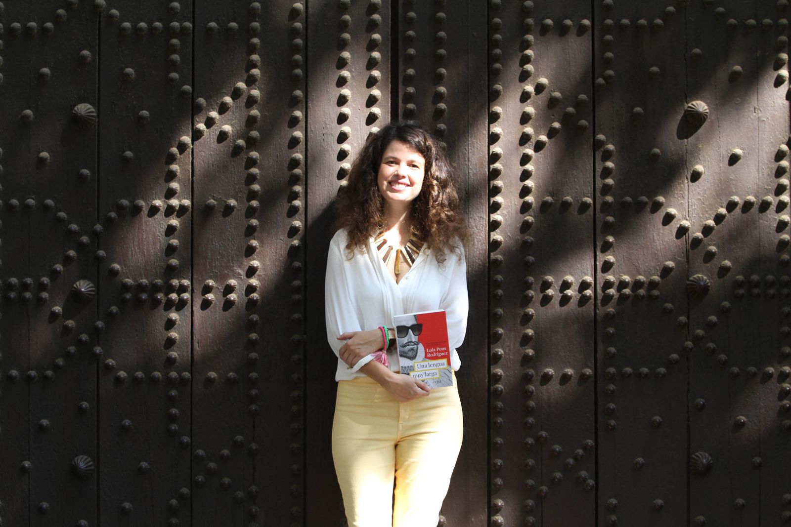 Lola Pons, comisaria del Año Nebrija, estará mañana sábado en la Feria del Libro de Cádiz.