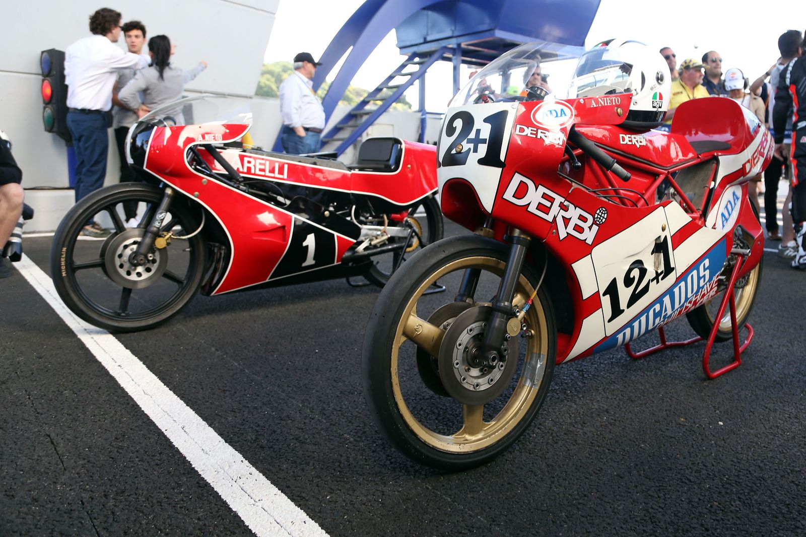 Las imágenes del homenaje a Ángel Nieto en el GP de España