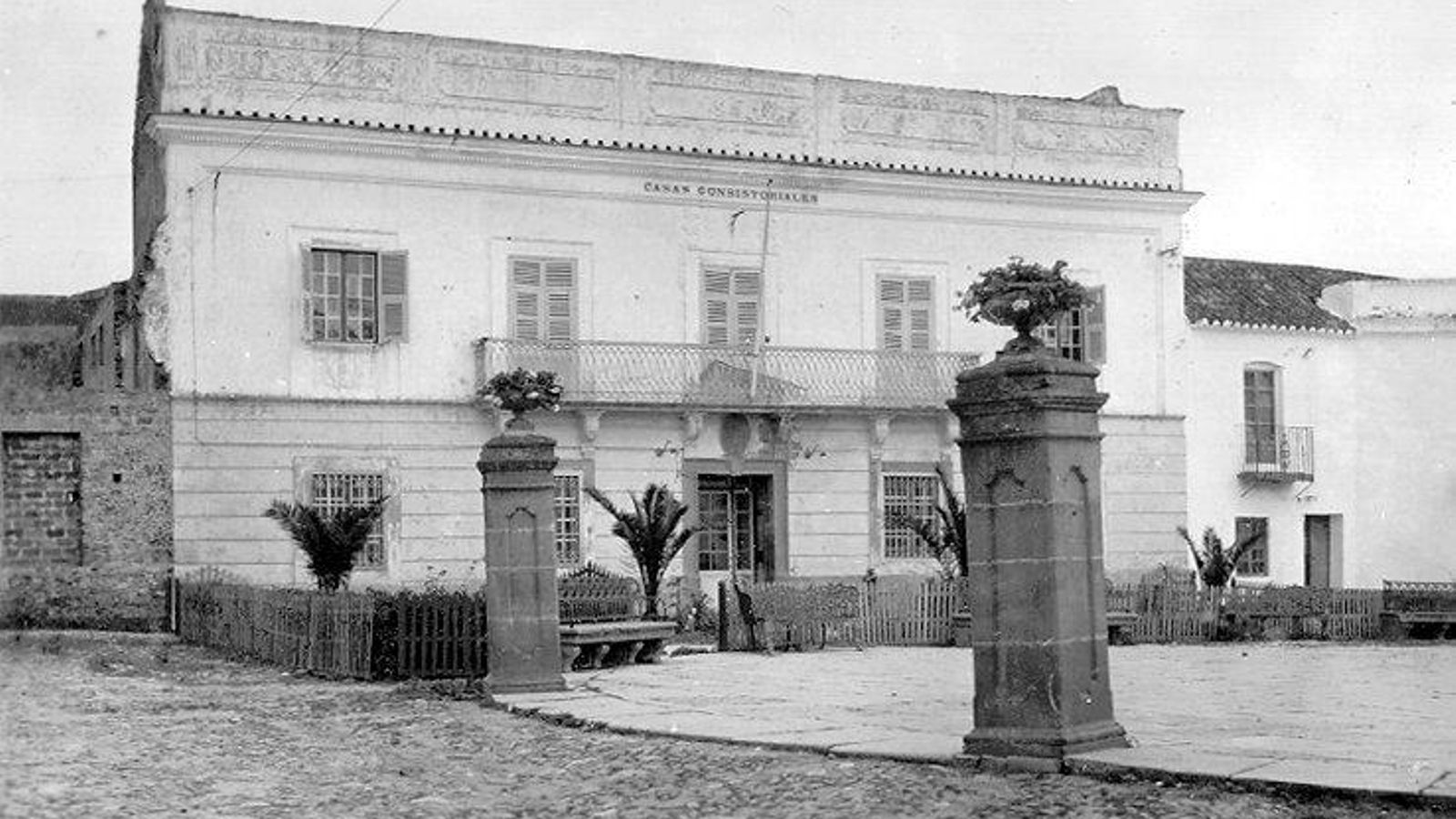 El Ayuntamiento de San Roque, en 1932.