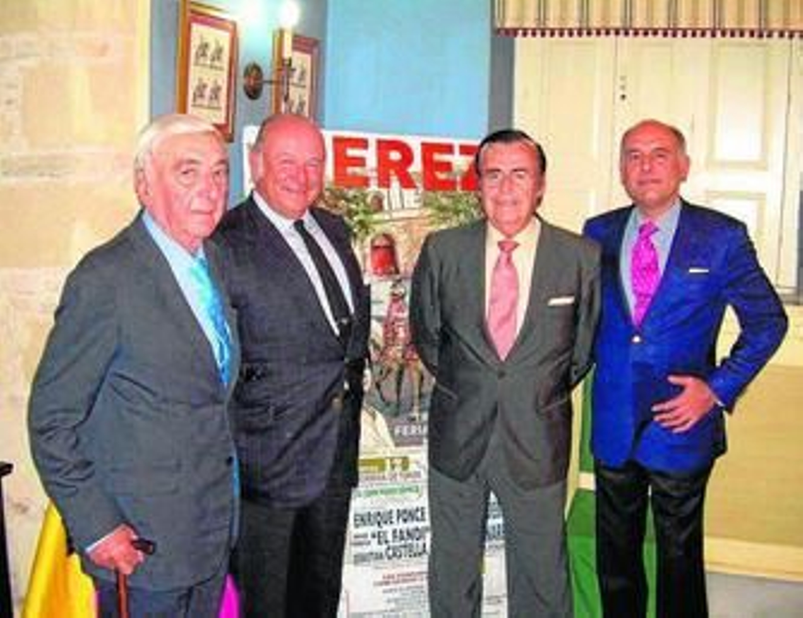 Álvaro Domecq Romero, recibidopor los tertulianos de 'Los 13' en el Casino Jerezano.