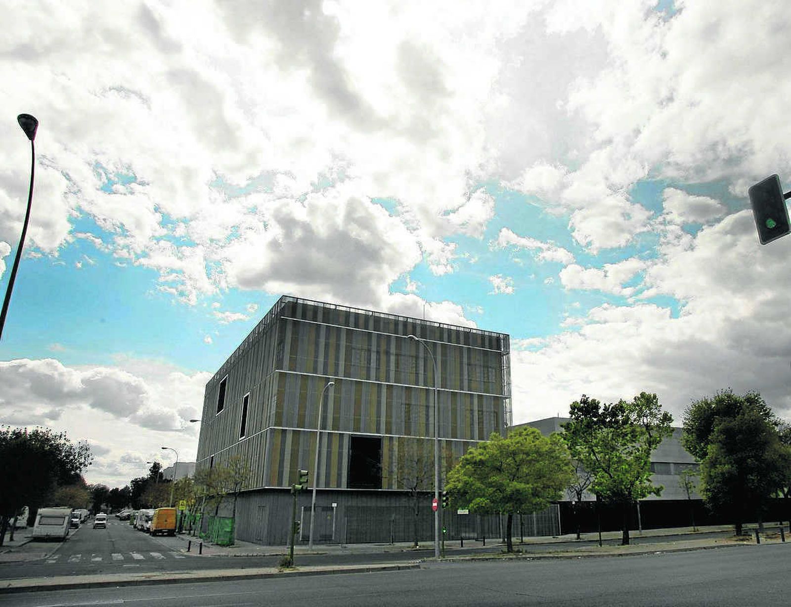 Centro de Servicios Sociales en el Polígono Sur.