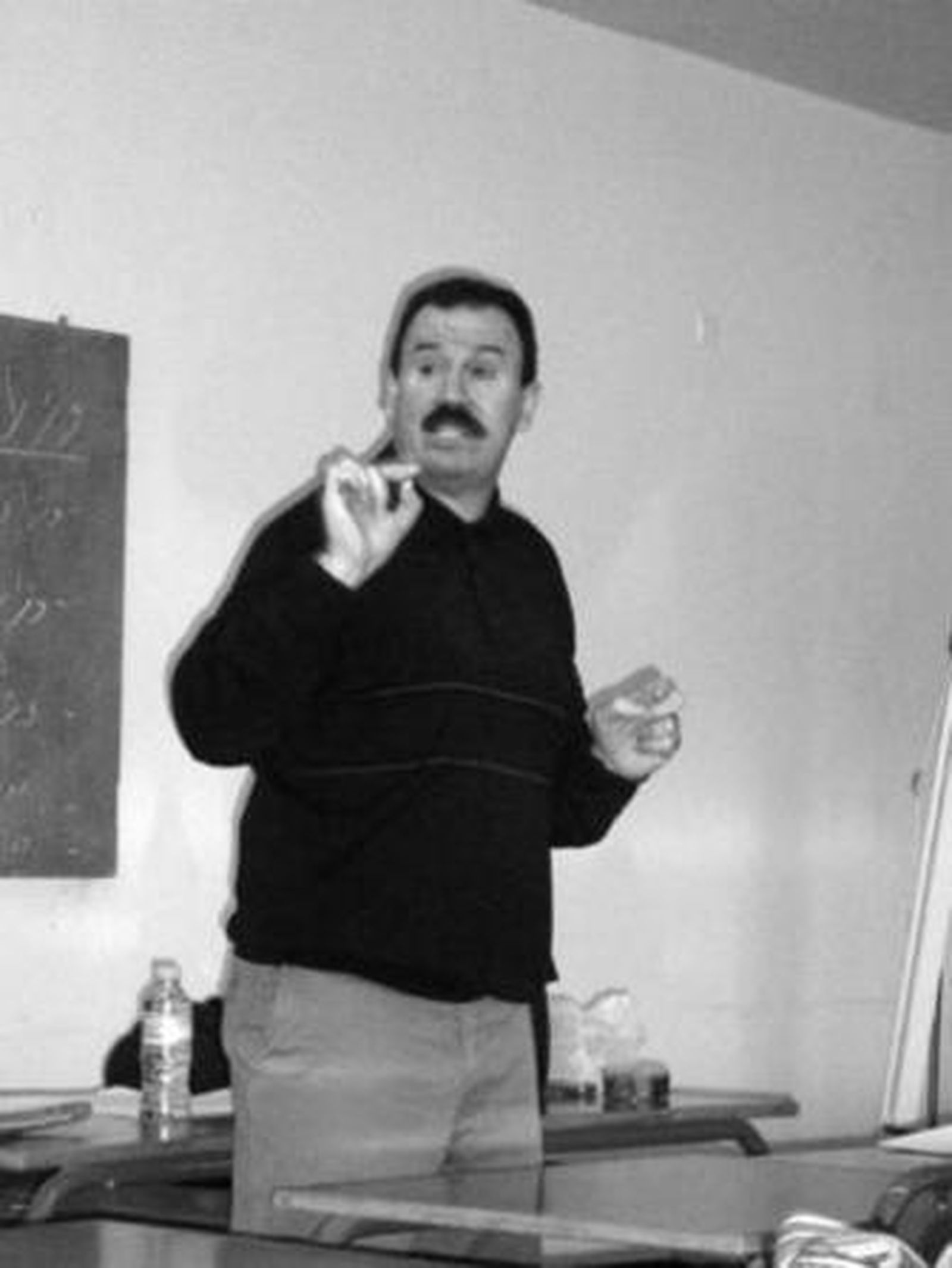 El profesor Ahmed Chaara, ayer, durante su intervención en los Cursos de Otoño.