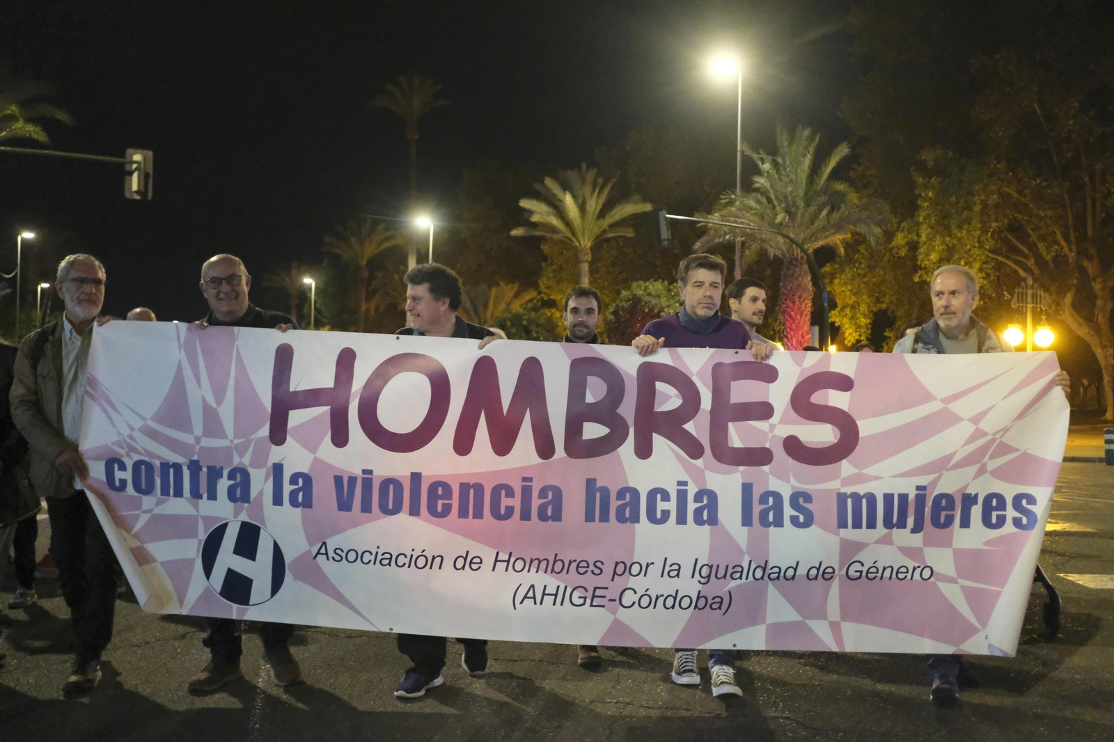 La manifestación en Córdoba contra la violencia de género, en fotografías