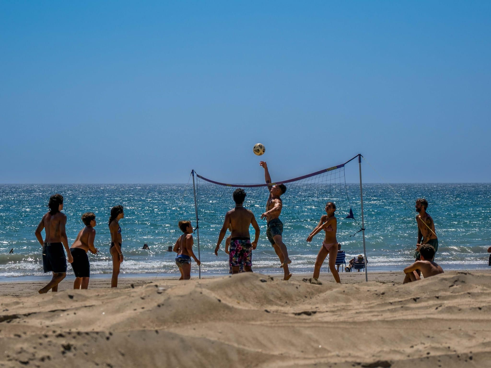 La playa de Camposoto, este fin de semana tras la terminación de los trabajos para el aporte de arena, en San Fernando La playa de Camposoto, este fin de semana tras la terminación de los trabajos para el aporte de arena, en San Fernando