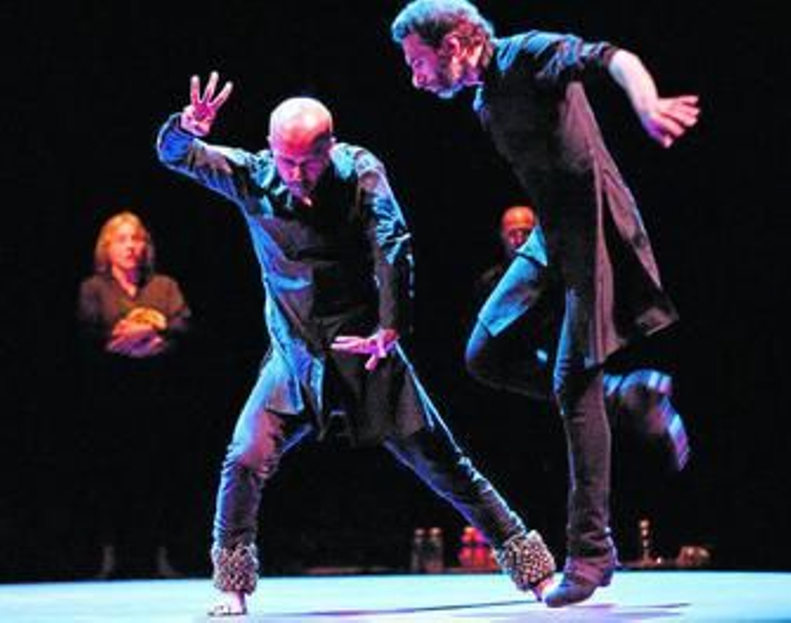 Khan y Galván visitan los Teatros del Canal después de haber presentado 'Torobaka' en la MC2 de Grenoble (Francia).