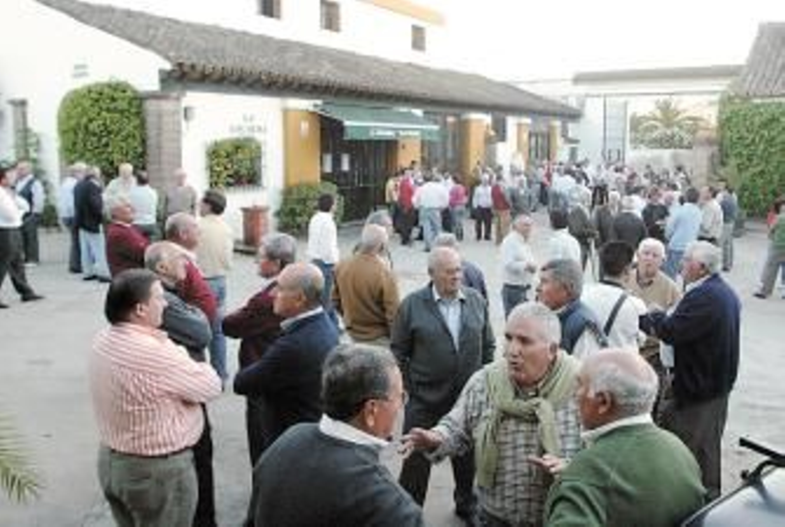 Virgen de la Caridad decide vender la bodega Caydsa a Nueva Rumasa Virgen de la Caridad decide vender la bodega Caydsa a Nueva Rumasa