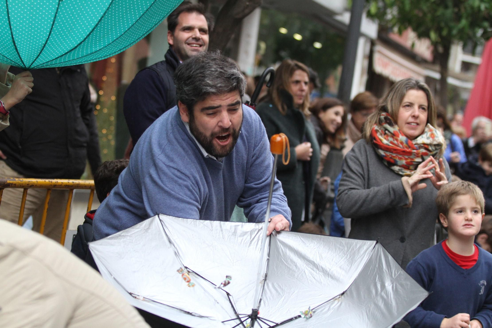 Cabalgata de los Reyes Magos 2018: Melchor, Gaspar y Baltazar adelantan su salida para llenar de ilusión las calles de Huelva