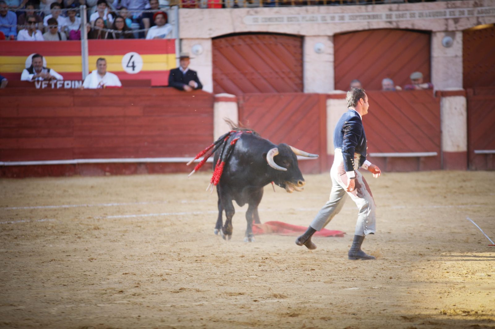 Imágenes del festival mixto lucha contra el cáncer