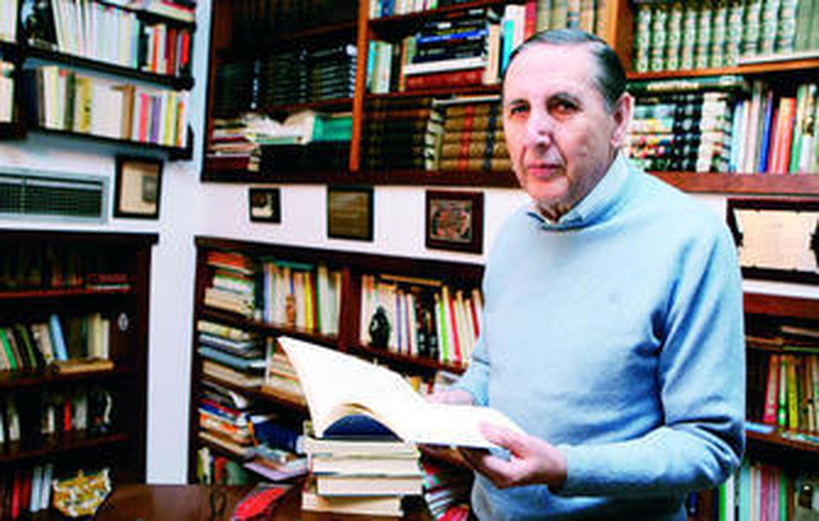 "La gente desea dar y recibir ternura, pero se avergüenza"