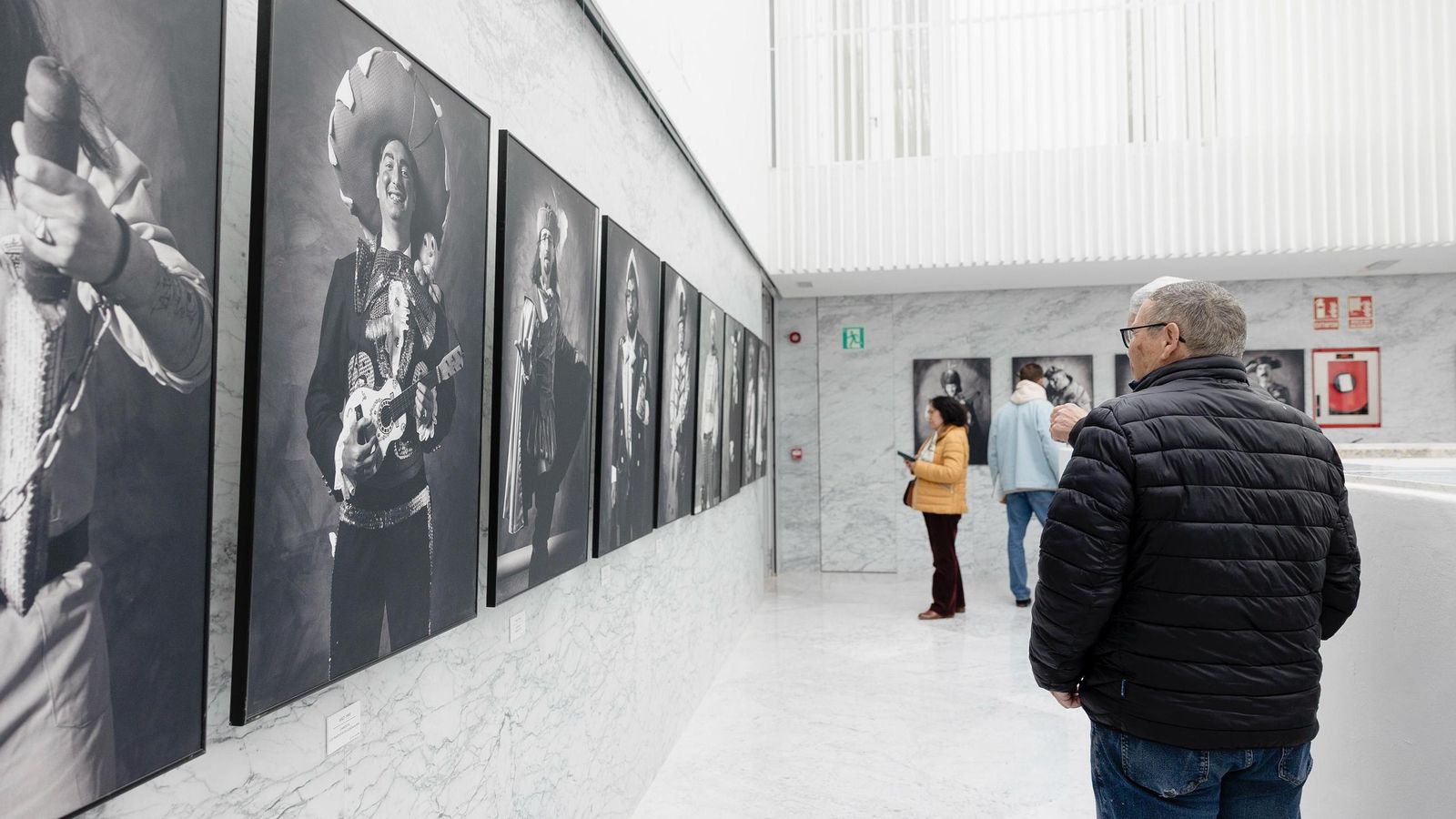 Galería de imágenes de las exposiciones inauguradas en la Casa del Carnaval