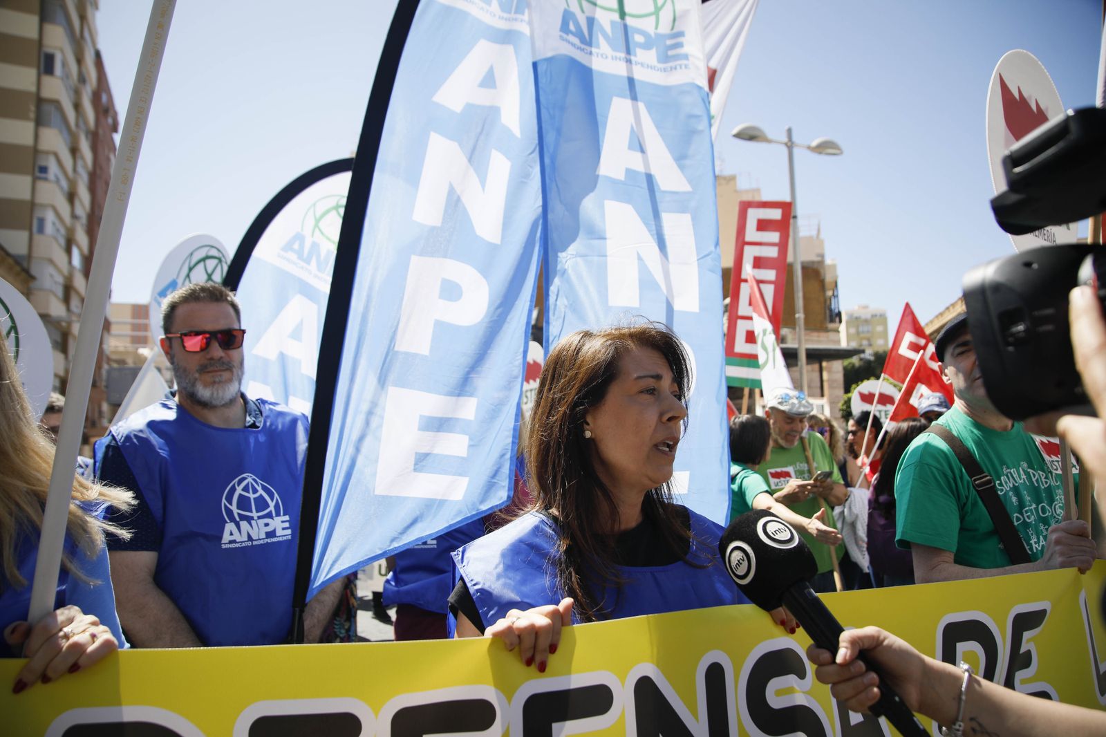 Las imágenes de la HUELGA DOCENTE de Almería