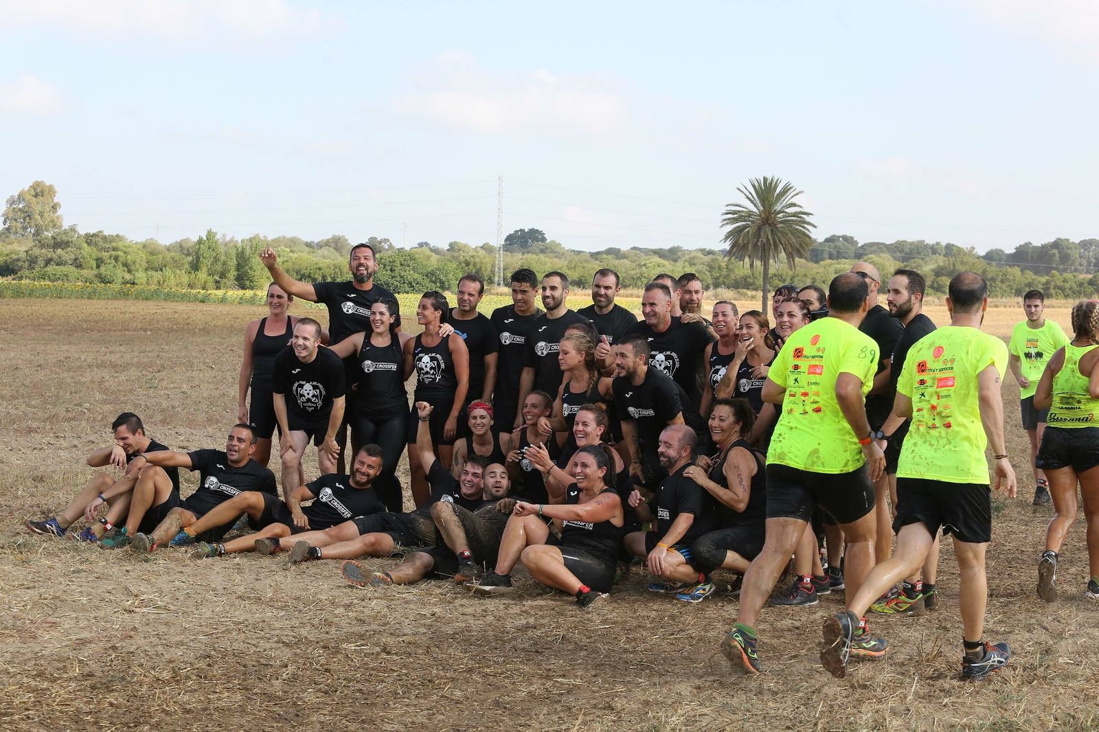 Imágenes de la carrera del barro celebrada en La Barca
