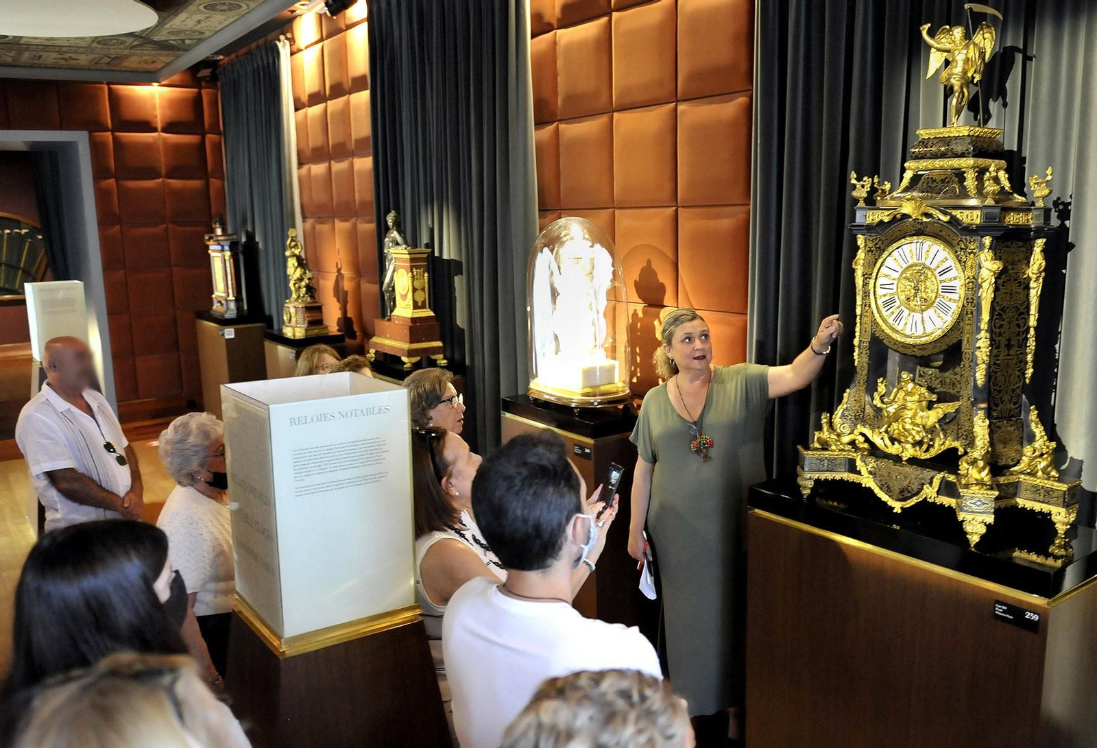 Visita al museo de los relojes Palacio del Tiempo en los Museos de la Atalaya.